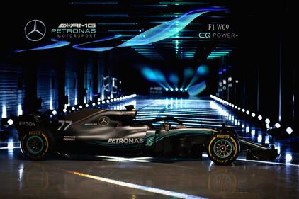 La Mercedes esce allo scoperto: ecco le foto della nuova W09 12