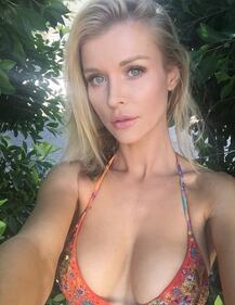 Joanna Krupa sexy su Instagram 9