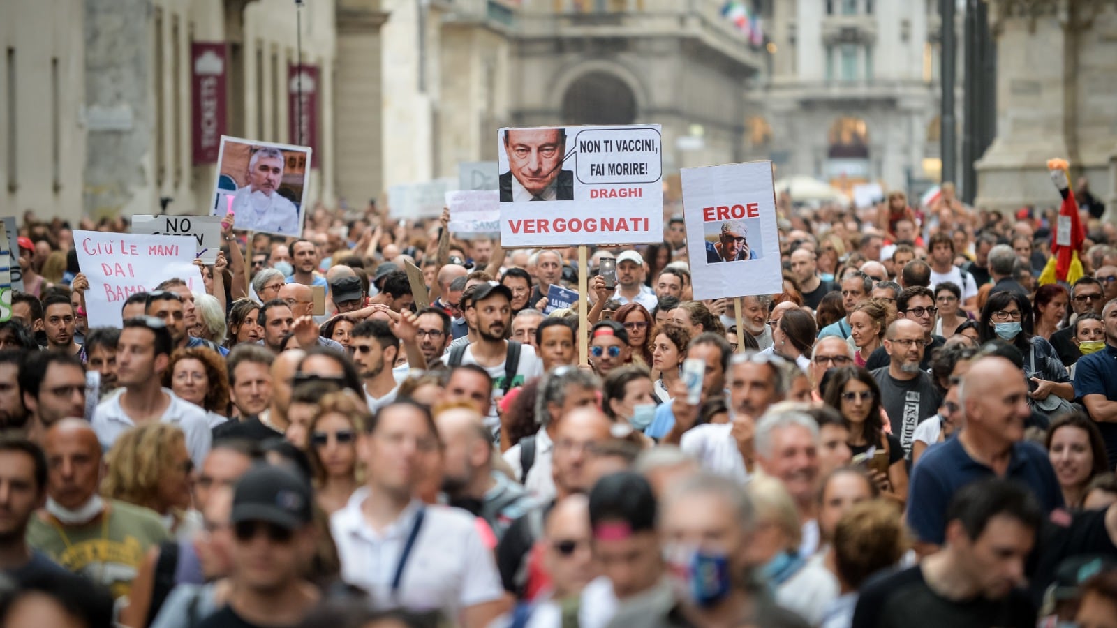 Chi sono i 9 milioni irriducibili del pass. Già un referendum per cancellarlo