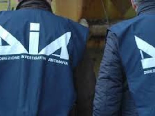 Sottrae denaro dalle aziende sequestrate al boss: amministratore giudiziario in carcere