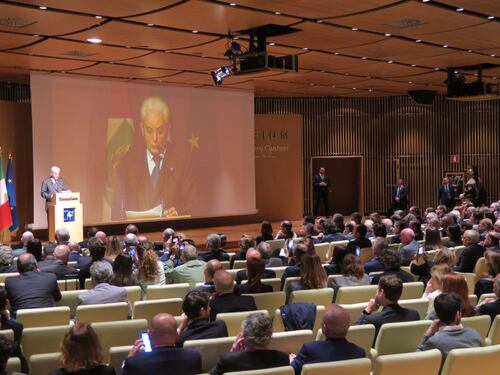 Mattarella apre il Salone del Mobile: "Modello unico al mondo, sostenere il made in Italy"