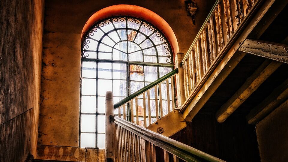 Bologna, il 70% delle case è senza l'ascensore