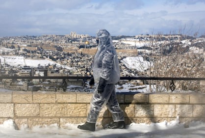 Una coltre di neve ricopre Gerusalemme 6