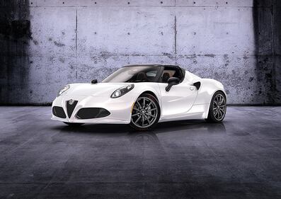 Alfa Romeo 4C Spider, orgoglio italiano a cielo aperto 2