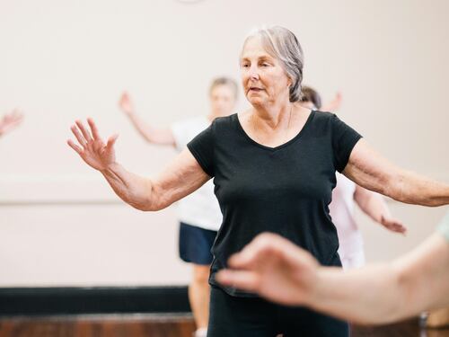 Over e longevità: ecco perché l'equilibrio è un segnale per la salute secondo l'esperto