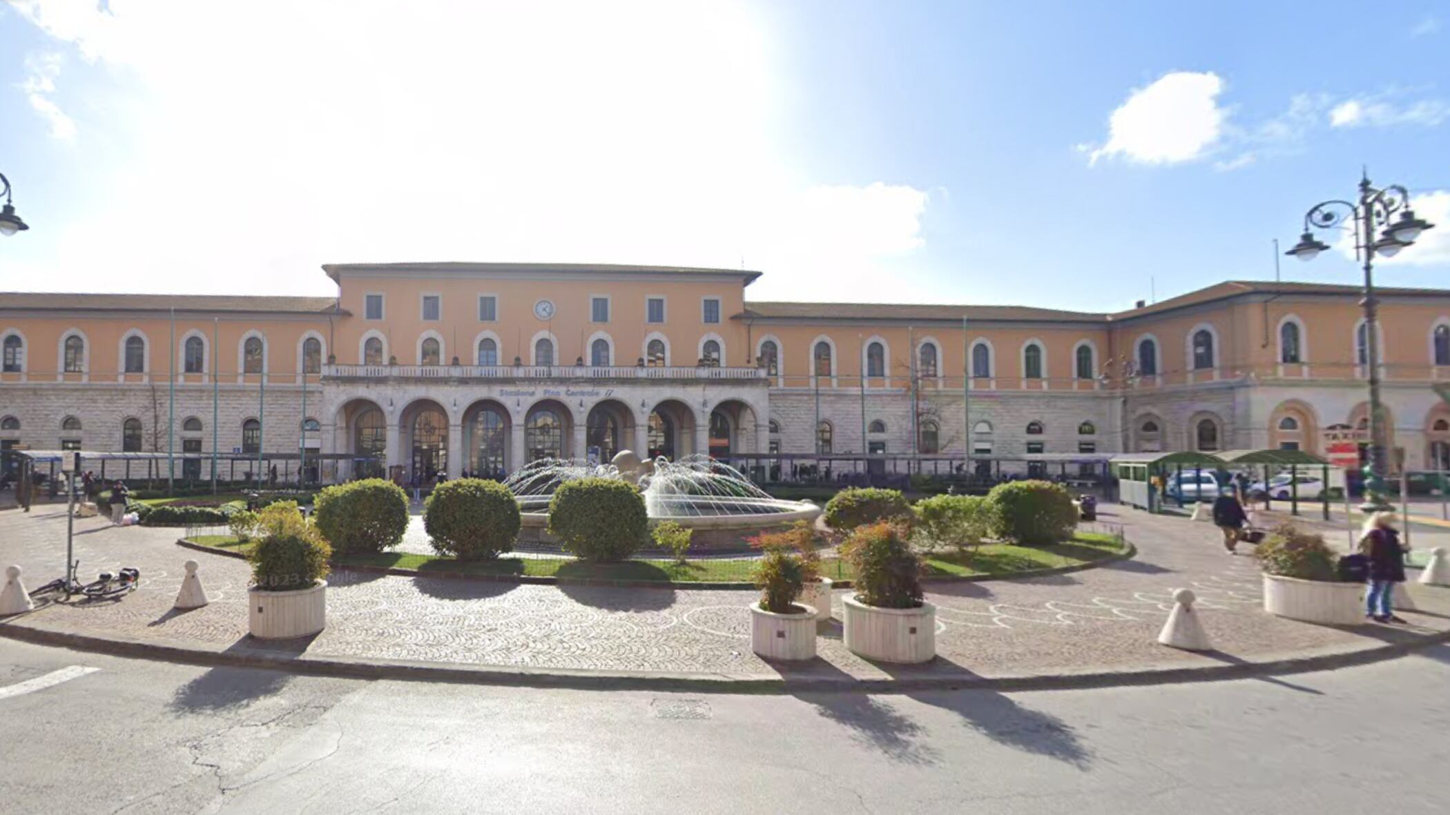 Pisa, sequestrata e stuprata per ore: la furia dell'egiziano (irregolare e con precedenti) sulla 50enne