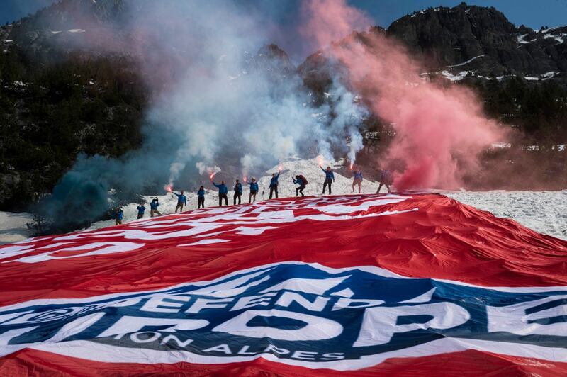 Bardonecchia, esponenti di estrema destra francesi bloccano il percorso dei migranti 3