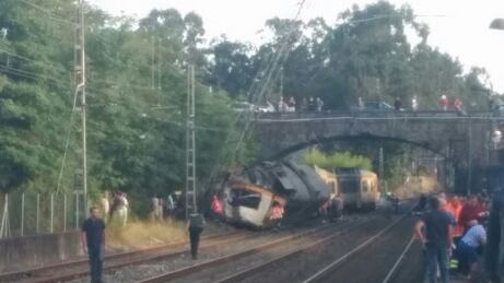 Spagna, deraglia un treno: "Quattro morti e diversi feriti"