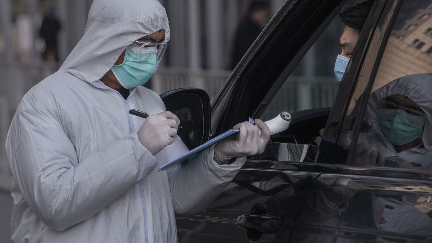 Coronavirus, la Russia di Putin vieta l'ingresso ai cinesi