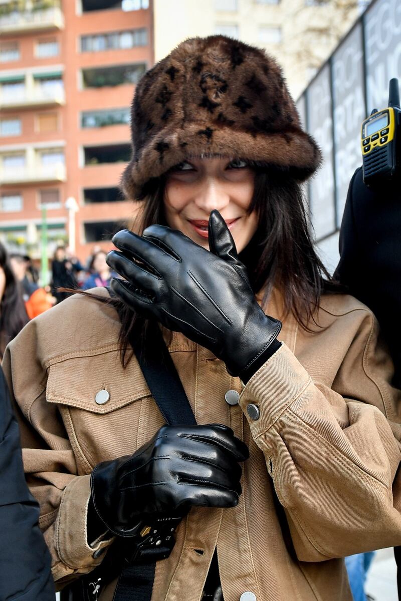Bella Hadid hot per Bulgari: foto 11