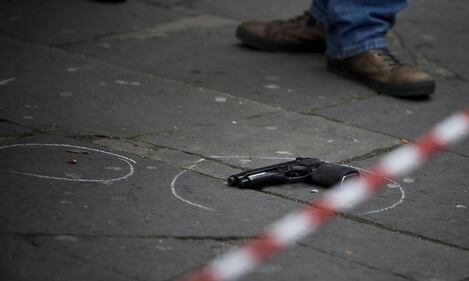 Roma, assalto a blindato 9