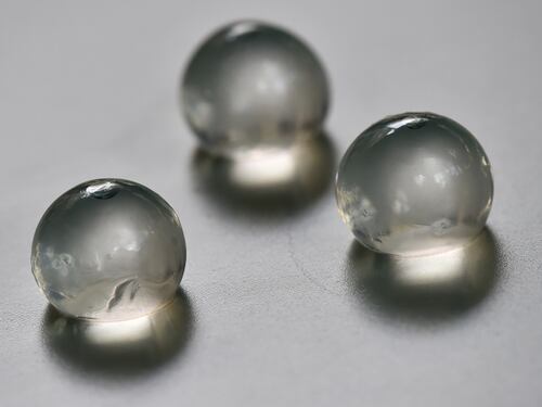 Ooho, la bottiglia d'acqua del futuro