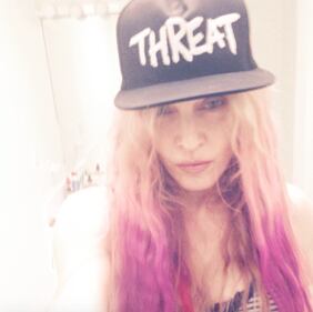 Le star che si fanno più selfie, da Madonna a Kim Kardashian 26