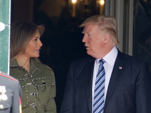 Quel "like" di Melania che sta facendo discutere il web: crisi matrimoniale in vista?