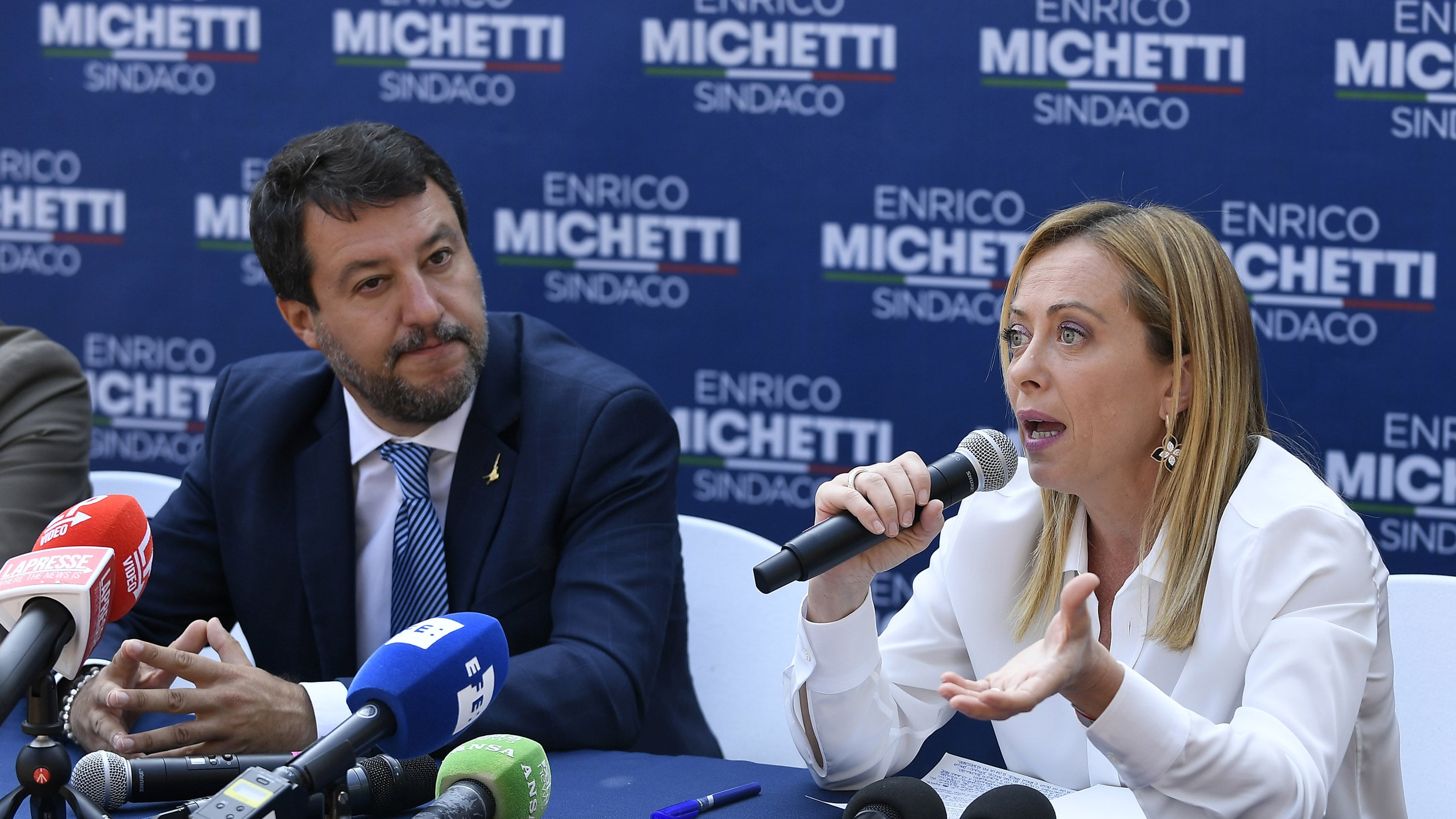 Vertici continui Fi-Lega. E Salvini avvisa Meloni: opposizione concordata