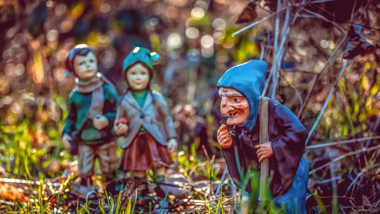 Hansel e Gretel erano due assassini? L'assurda teoria sulla fiaba