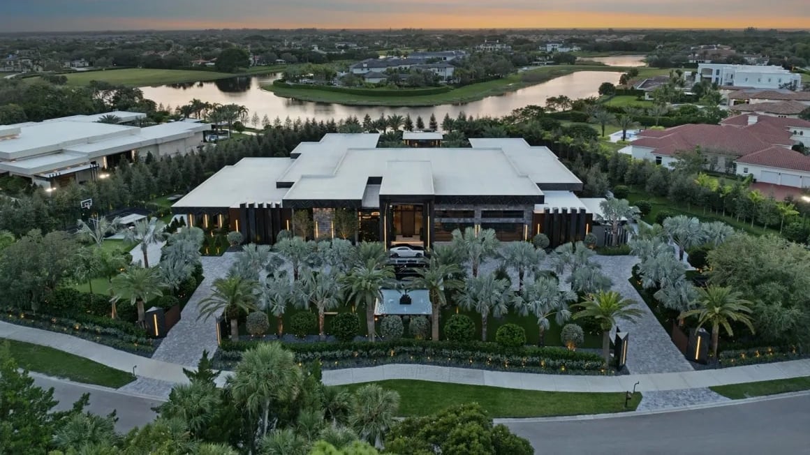 In vendita Villa Skyfall che ha ispirato James Bond: il prezzo è 85 milioni di dollari