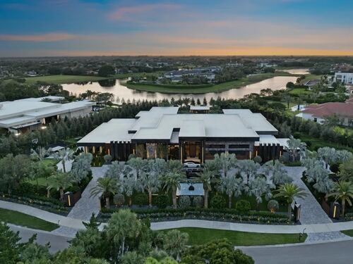 In vendita Villa Skyfall che ha ispirato James Bond: il prezzo è 85 milioni di dollari