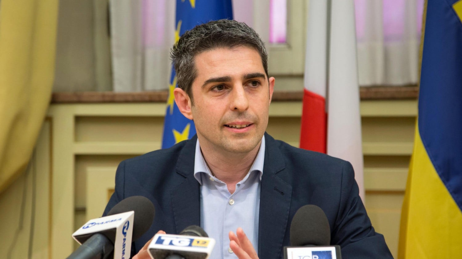 Parma, il sindaco Pizzarotti indagato per l'alluvione del 2014
