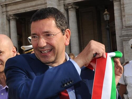 Salva Roma, Marino minaccia: "Pronto alle dimissioni, ma Renzi promette aiuti"