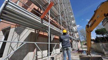Tu rischi e investi. E lo Stato avido guadagna più di te