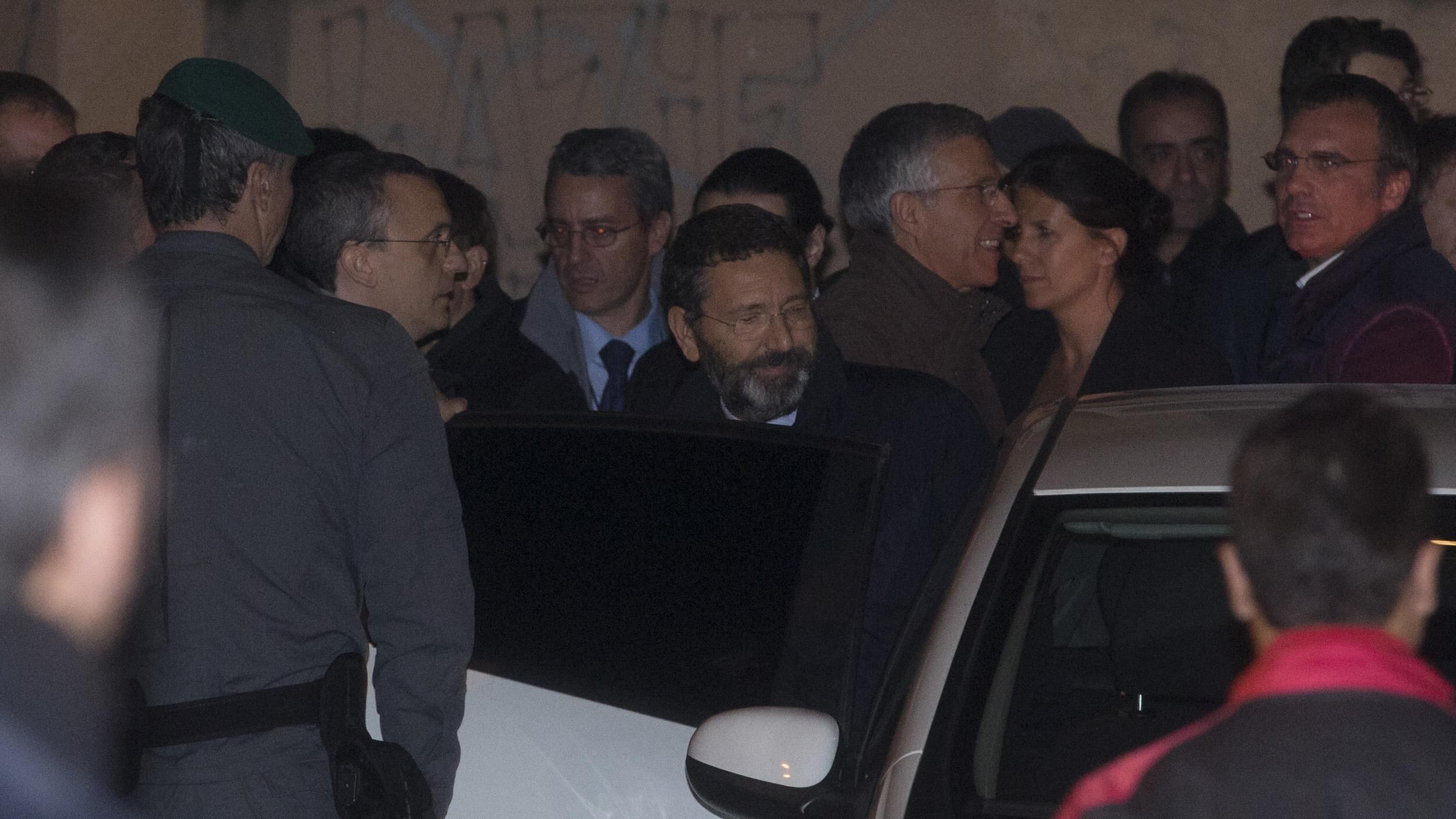 La rabbia di Tor Sapienza, contestato Marino: "Buffone"