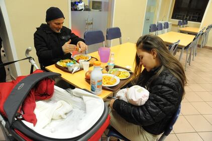 Vip e calciatori alla mensa dei poveri 6