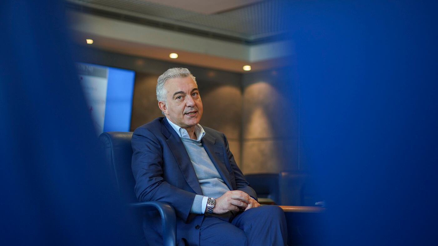 Spuntano le intercettazioni: "Tu che sei amico di Arcuri lanciati nel business"