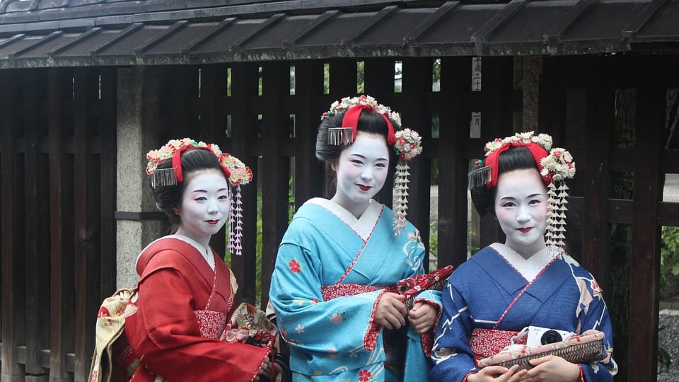 Le geisha invadono Roma per un evento unico