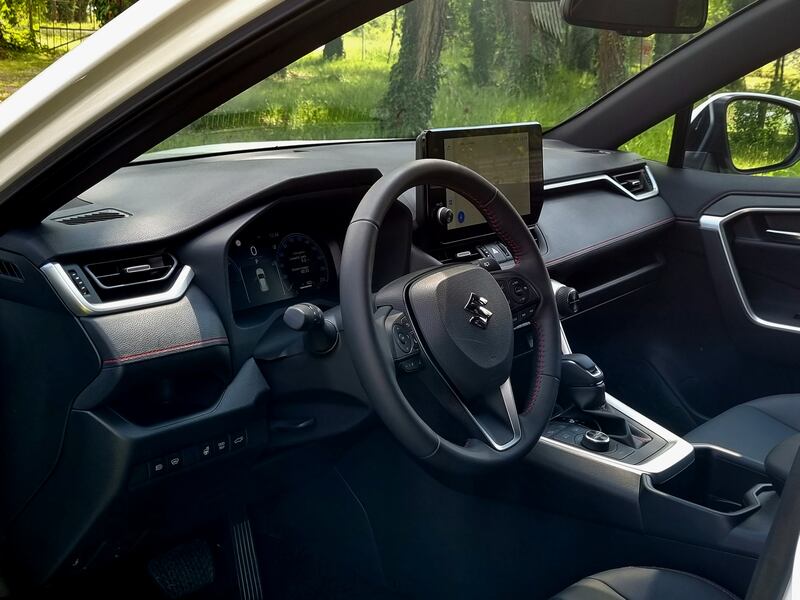 Nuova Suzuki Across, guarda le immagini 12