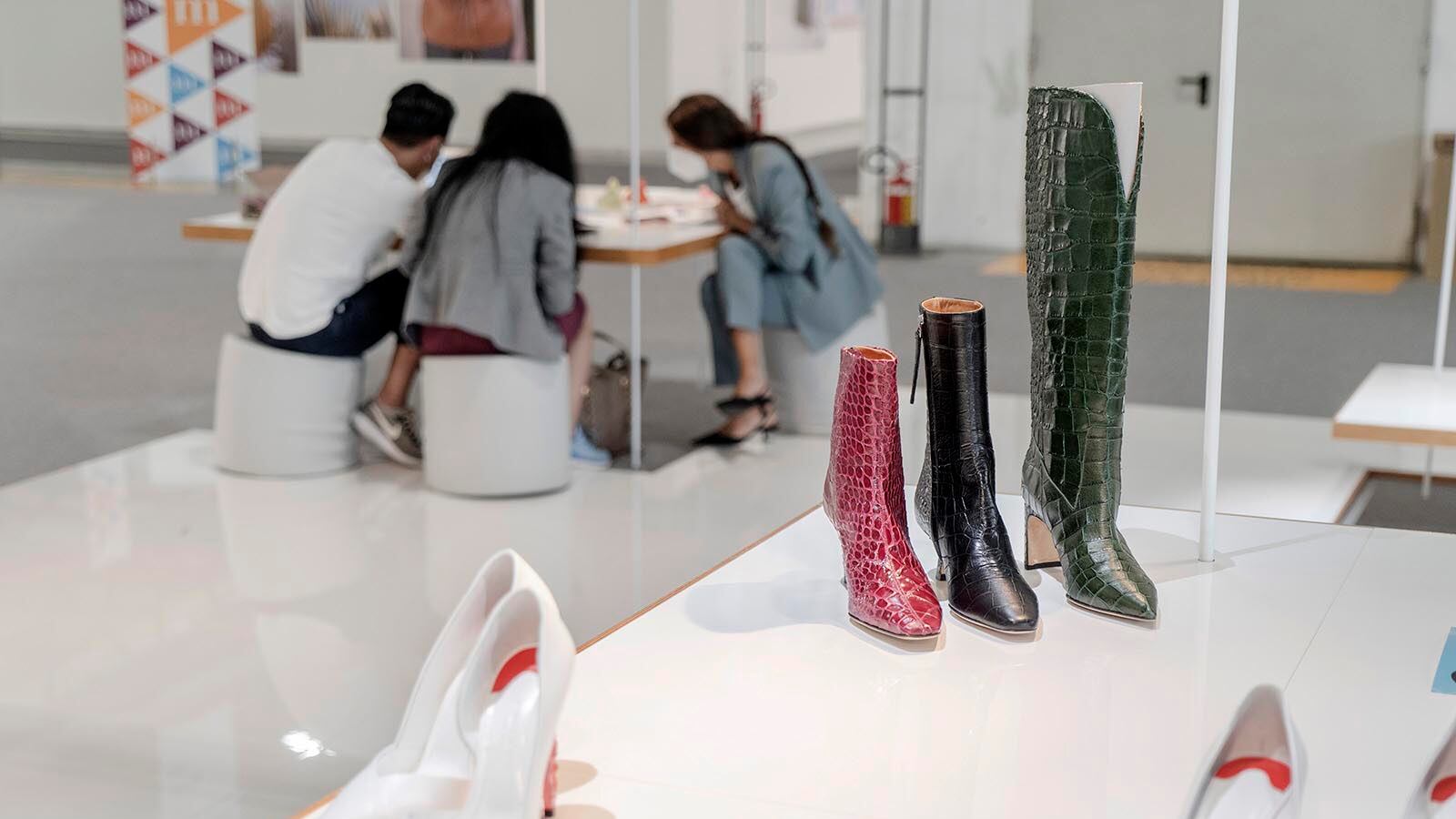 Fiere moda e accessorio: Micam, Mipel e TheOne milano slittano a marzo