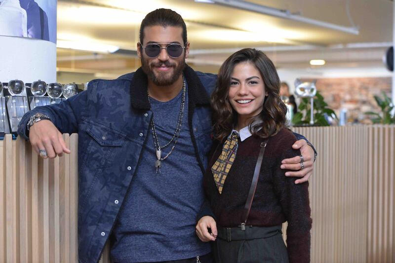 Cam Yaman: l'attore turco che fa battere i cuori delle italiane 1
