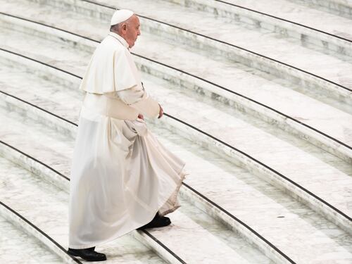 Il cerchio magico di Bergoglio: chi conta davvero in Vaticano