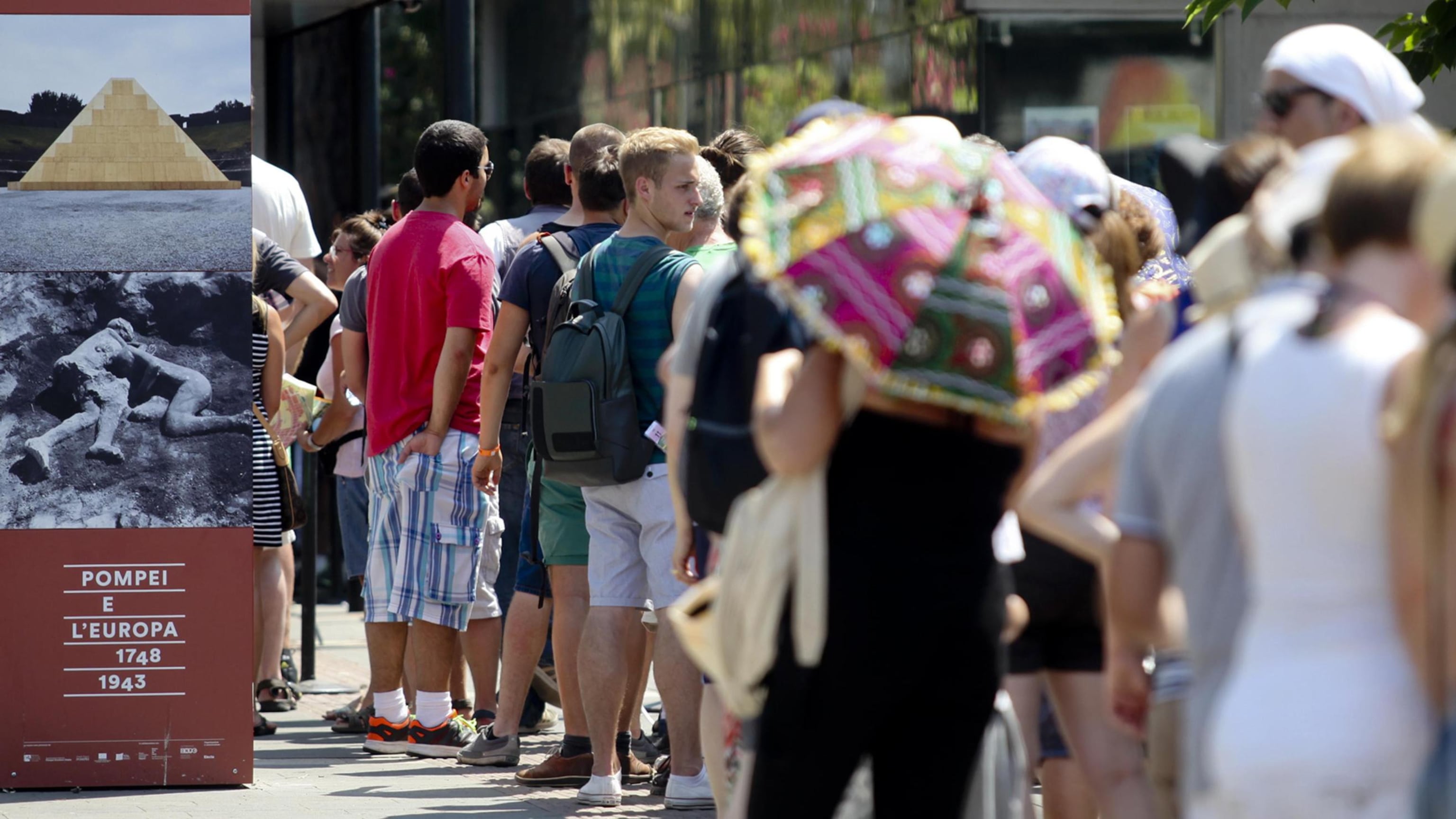 Sciopero selvaggio a Pompei. Turisti bloccati in fila al sole