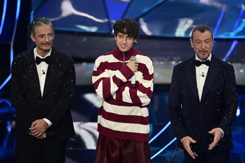 Sanremo 2024: ecco il look della finalissima del Festival di Sangiovanni 2
