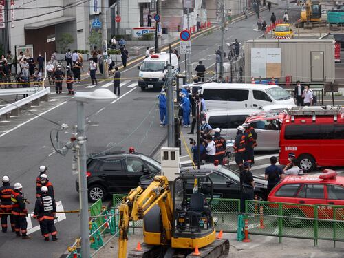L'attentato, poi le trasfusioni: morto Shinzo Abe