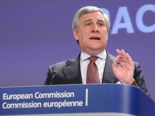 Caso Marò, Tajani: "Sospendere i negoziati dell’accordo Ue-India"
