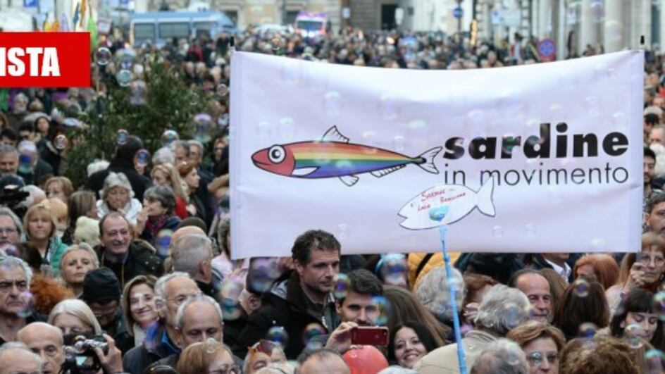 Quel "marziano" con le Sardine: "Ecco qual è la vipera del Pd..."