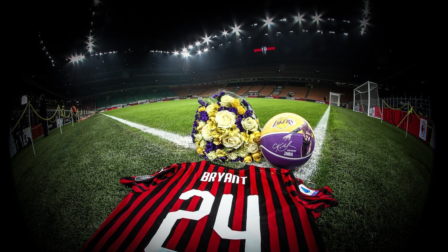 Coppa Italia, il Milan batte 4-2 il Torino e va in semifinale. Ricordo da brividi per Bryant