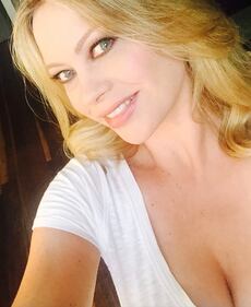 Anna Falchi hot, topless su Instagram 10