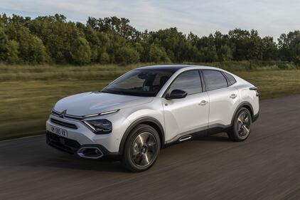 Le migliori auto da famiglia (anche ibride) sotto i 30.000 euro: guarda le foto 1
