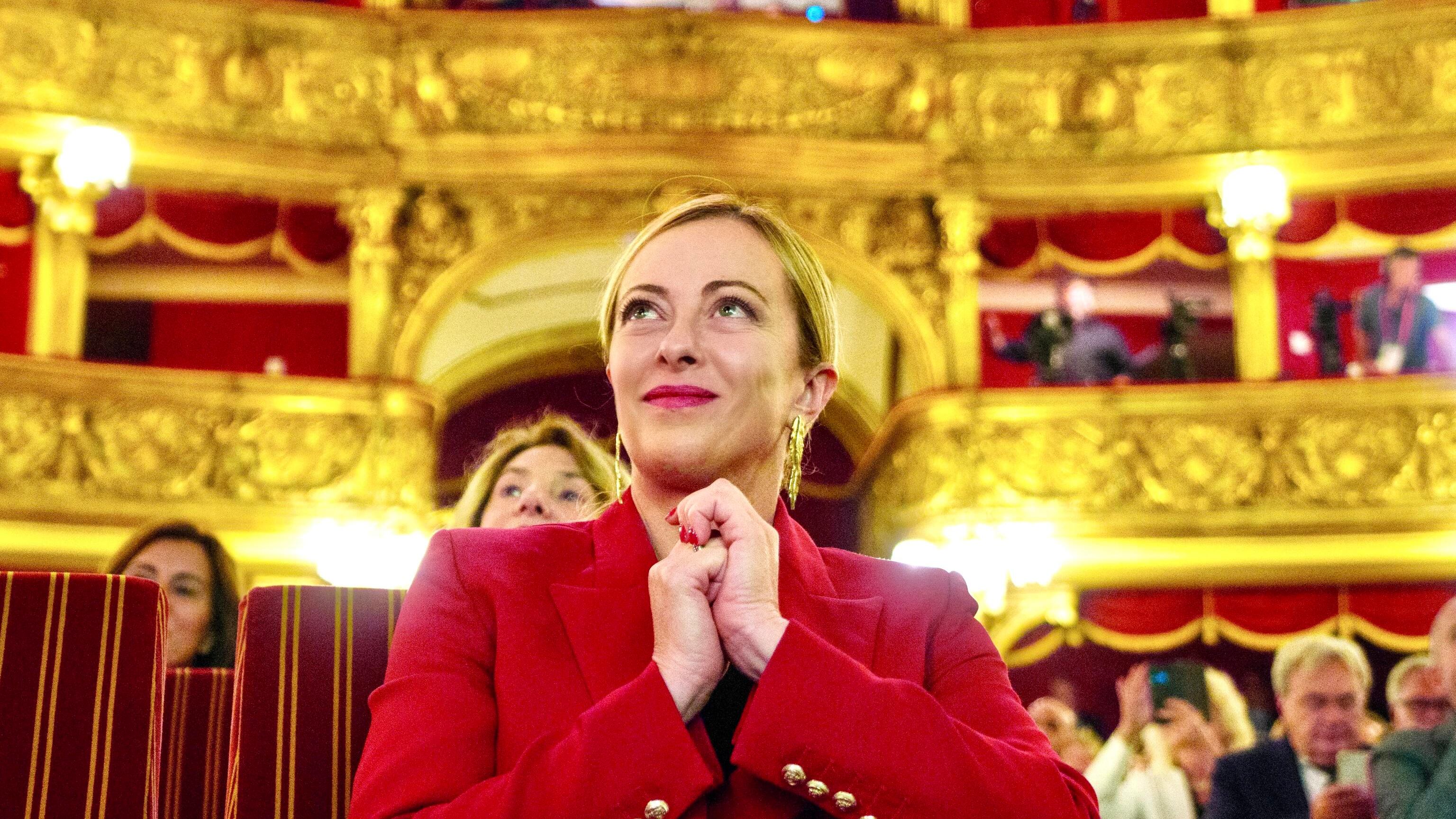 Giorgia Meloni torna single, visioni tribali. Le parole della settimana