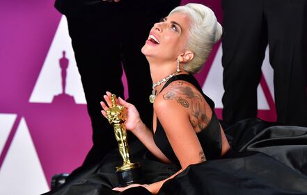  Oscar 2019, l'eleganza di Lady Gaga 3