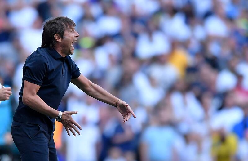 Conte, "prima la famiglia". Ma ADL non demorde