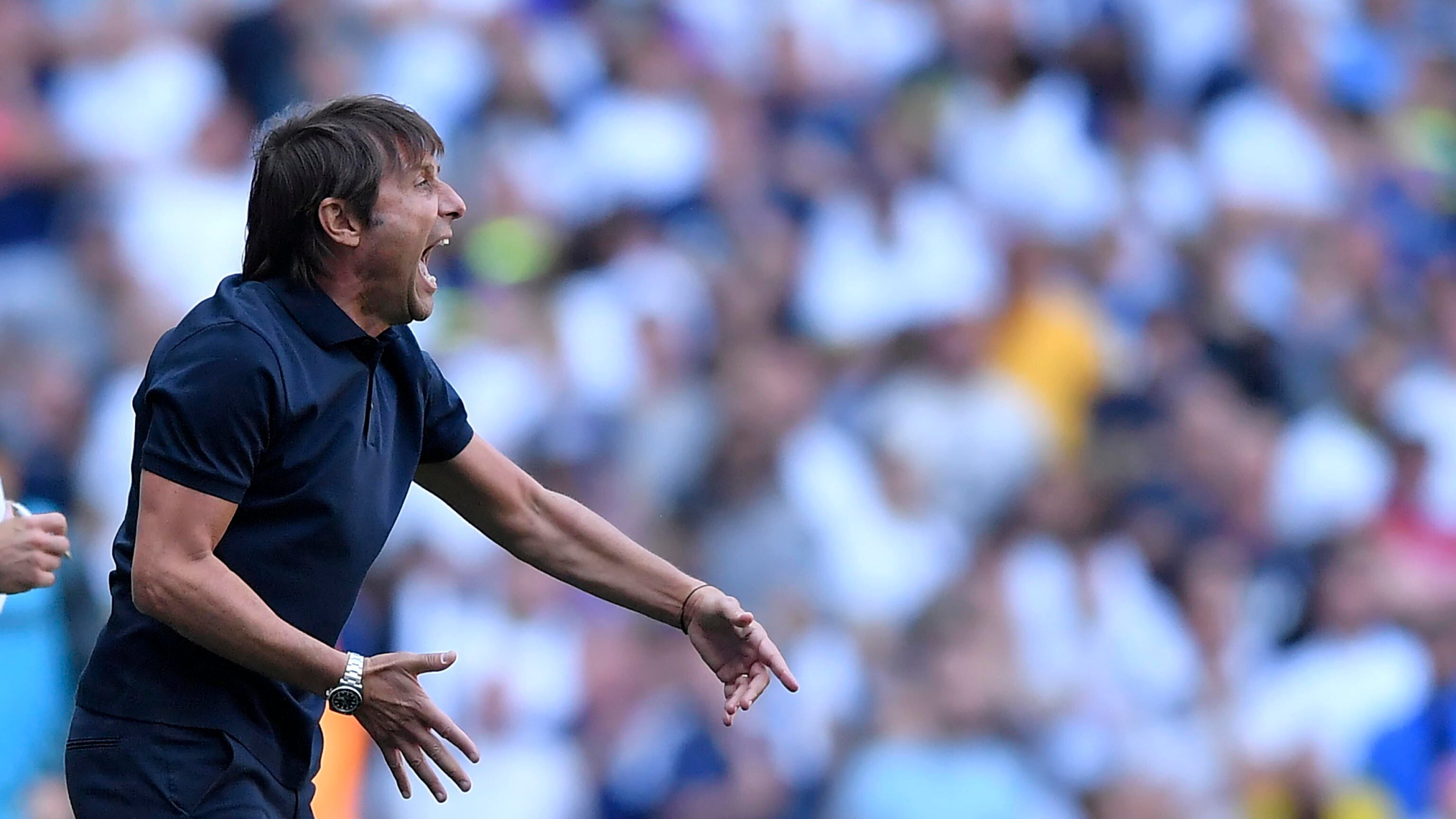 Conte, "prima la famiglia". Ma ADL non demorde