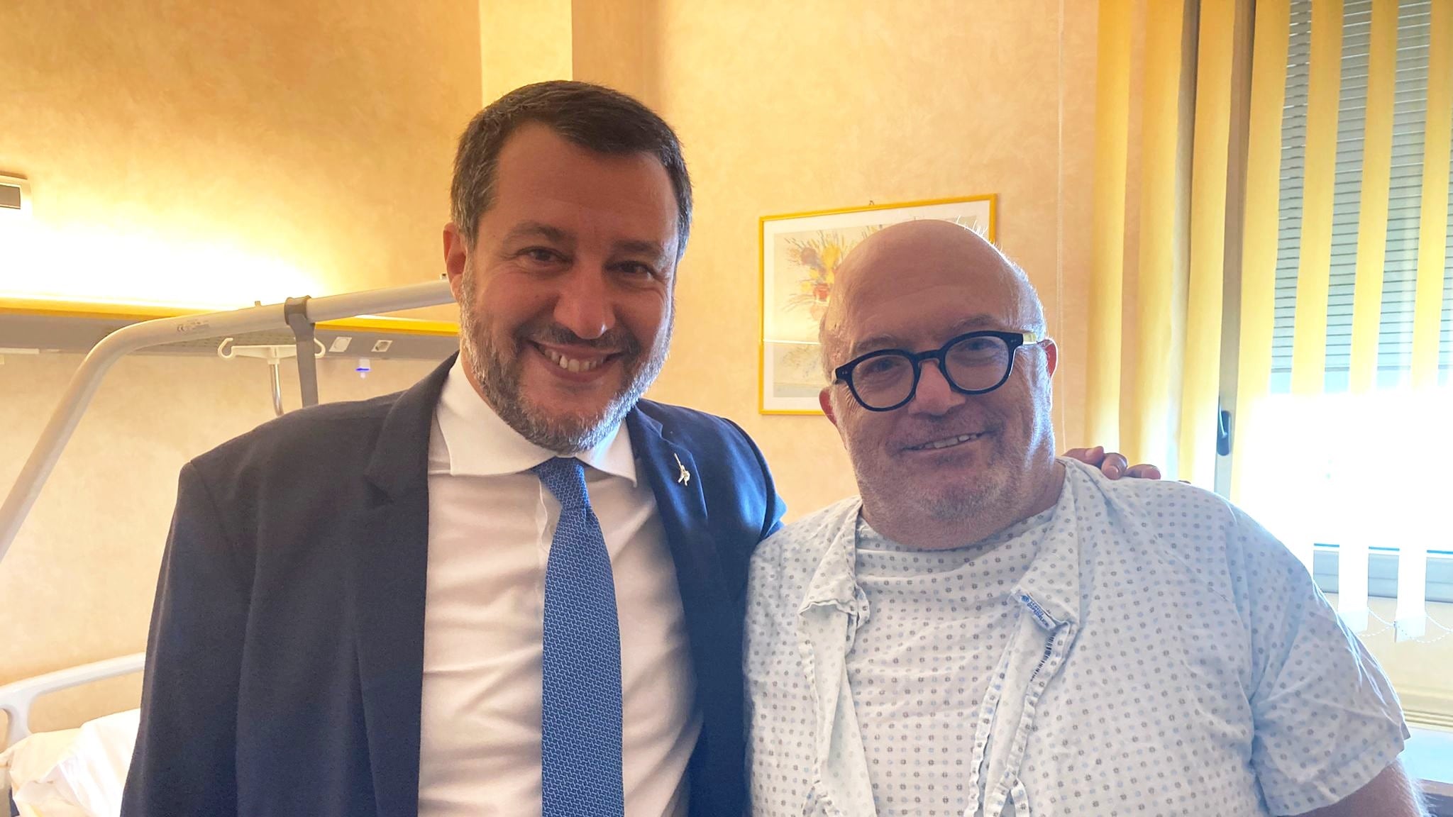 Storace operato per un tumore. La visita di Salvini: "Puntare tutto sulla prevenzione"
