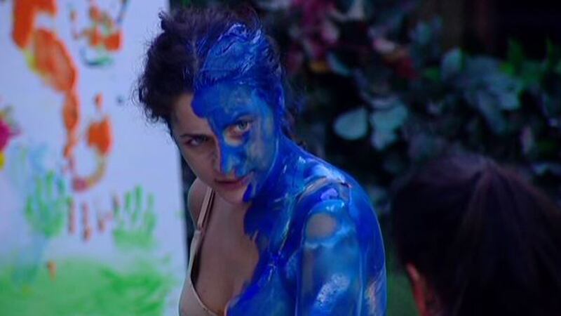 GF14: concorrenti a nudo col body imprinting 28