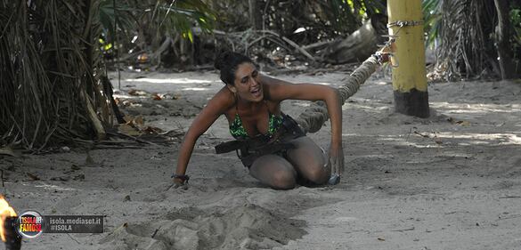 Isola dei Famosi: bellezze guerriere 6