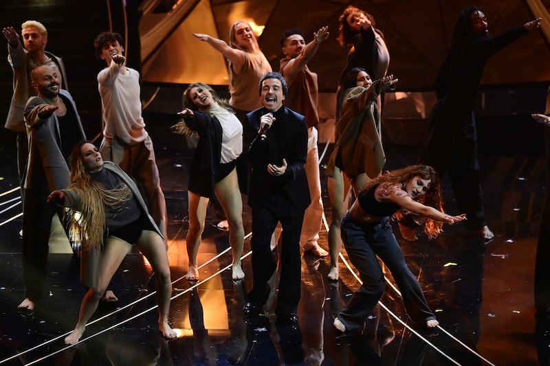 Sanremo 2024: ecco il look della finalissima del Festival di Diodato 5