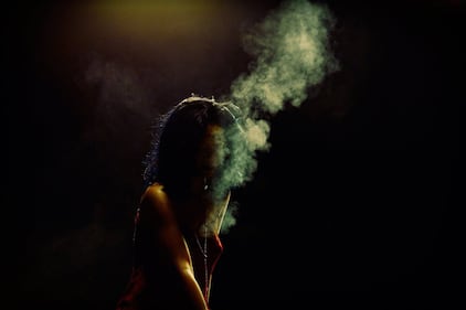 Rihanna semi-nuda nel video "Kiss it better": foto 8